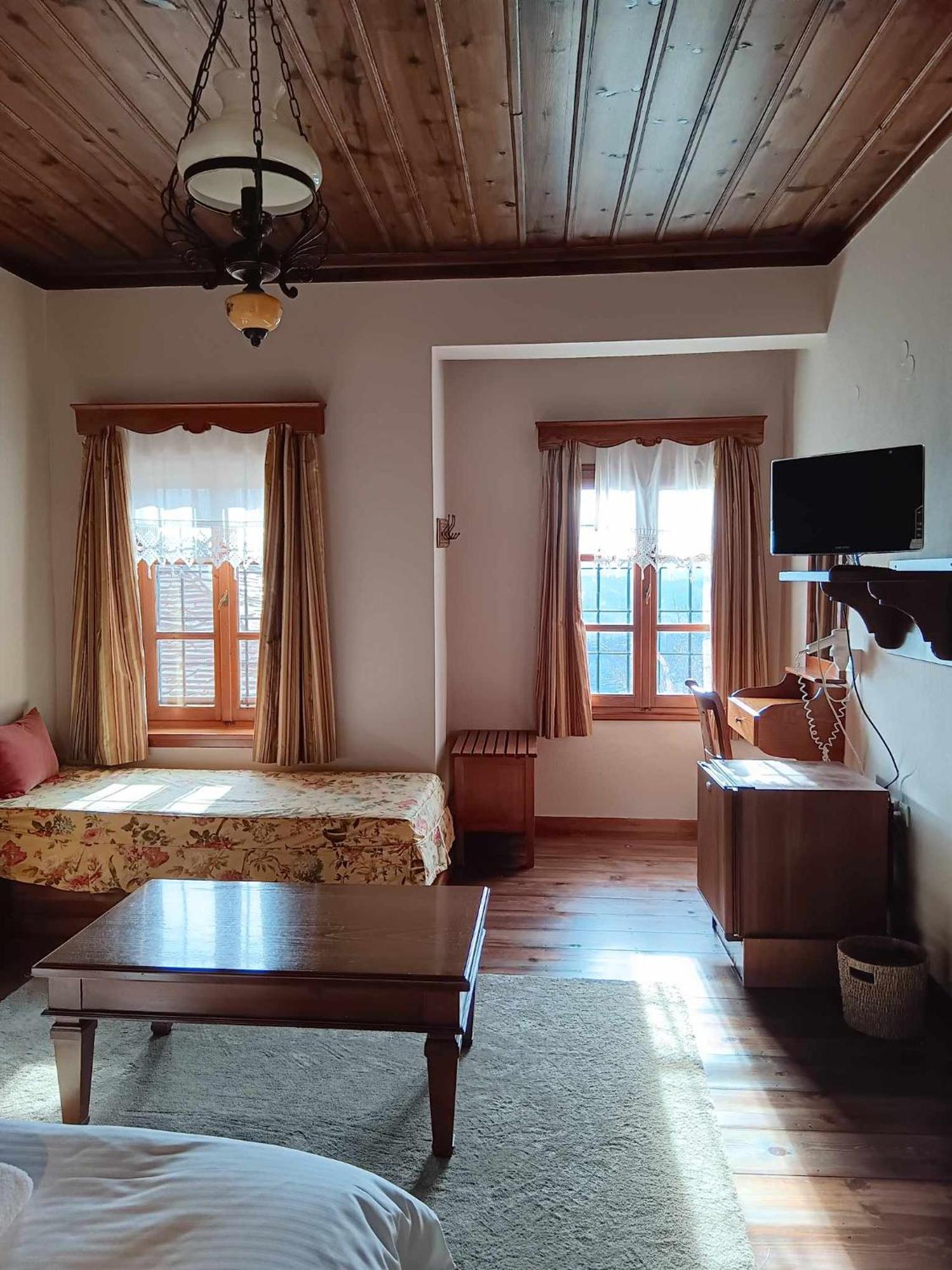En Chora Vezitsa 2* Vitsa